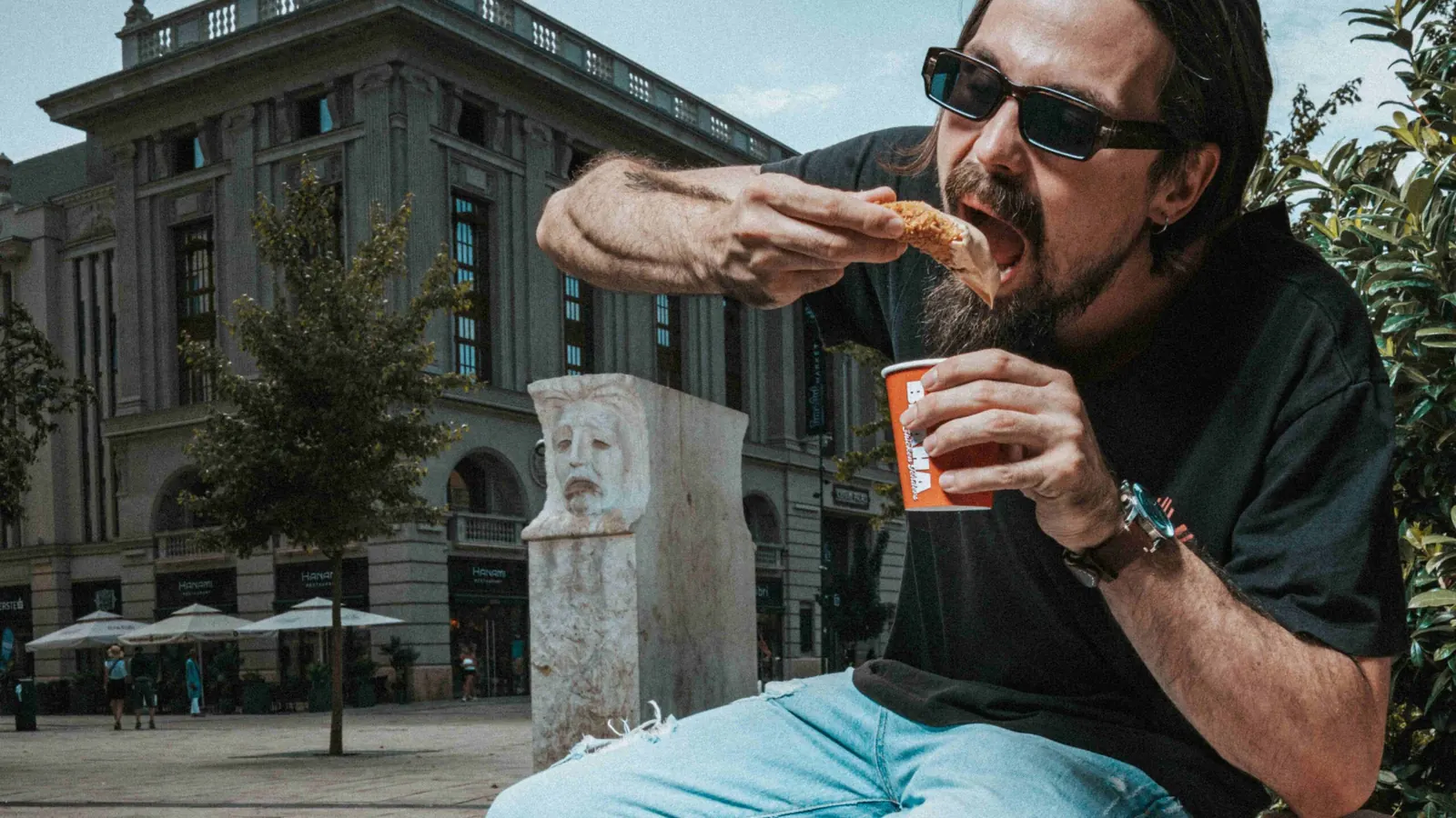 Új street food hely nyílik a Blahán: 1000 adag ingyen csirke a Blaha Chicken Tenders-től
